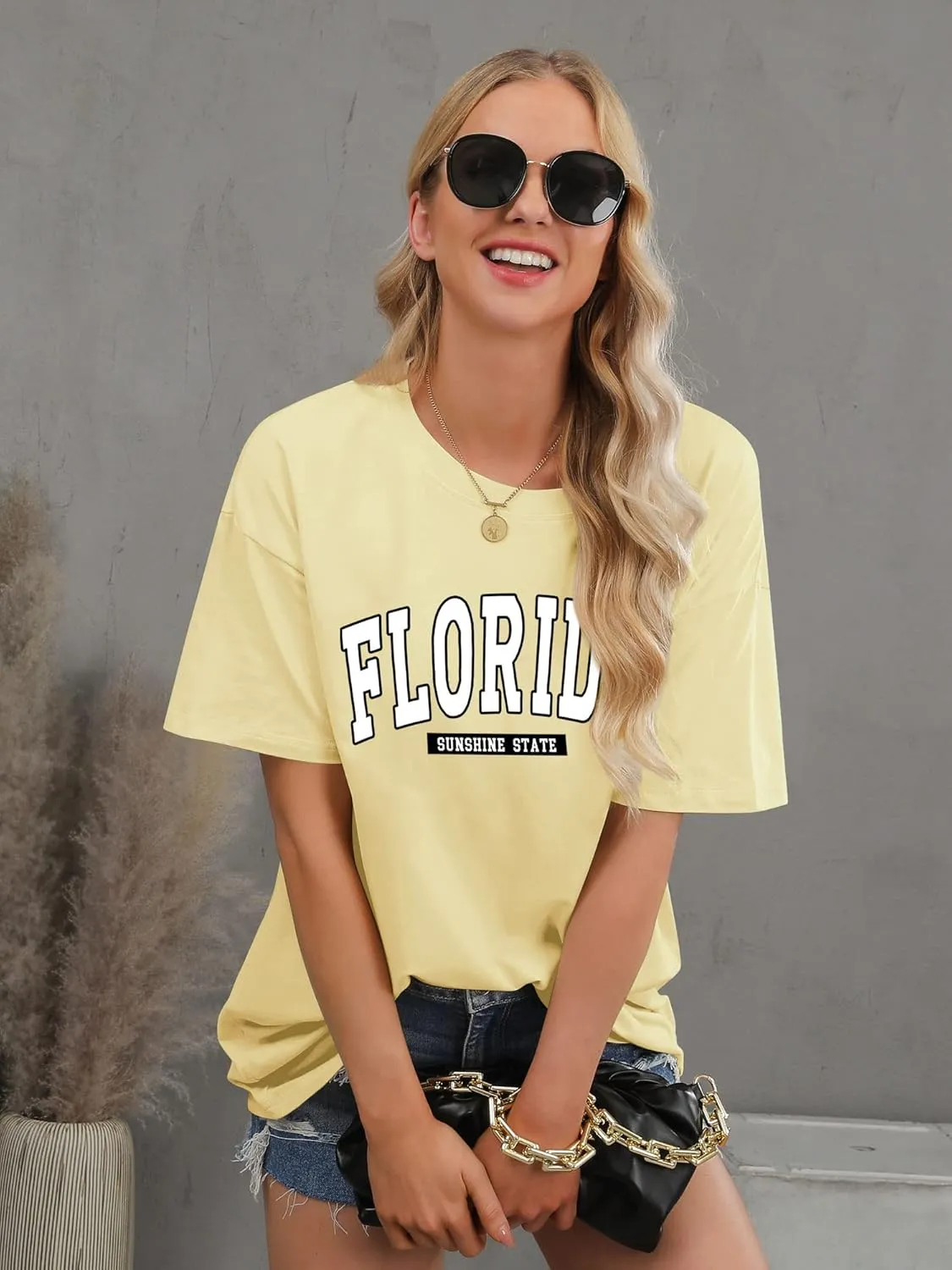 Ezcosplay Women Oversized T Shirts Graphic Tees Casual Drop Shoulder Tops Cute Hawaii Vacation Shirt
