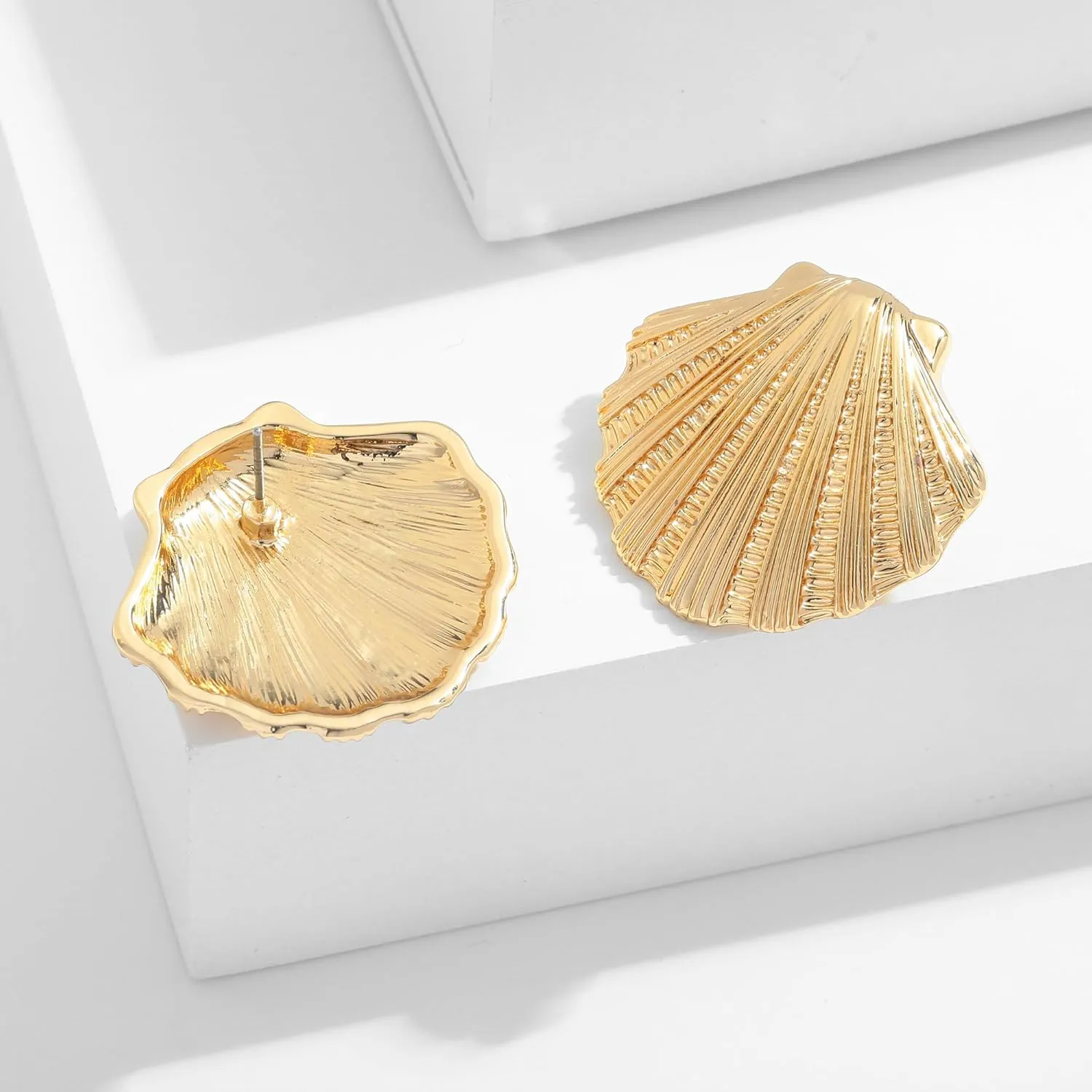 Gold Starfish Earrings for Women Beach Ocean Style Trendy Shell Dangle Earrings for Vacation Chunky Seashell Studs Hypoallergenic Statement Summer Jewelry