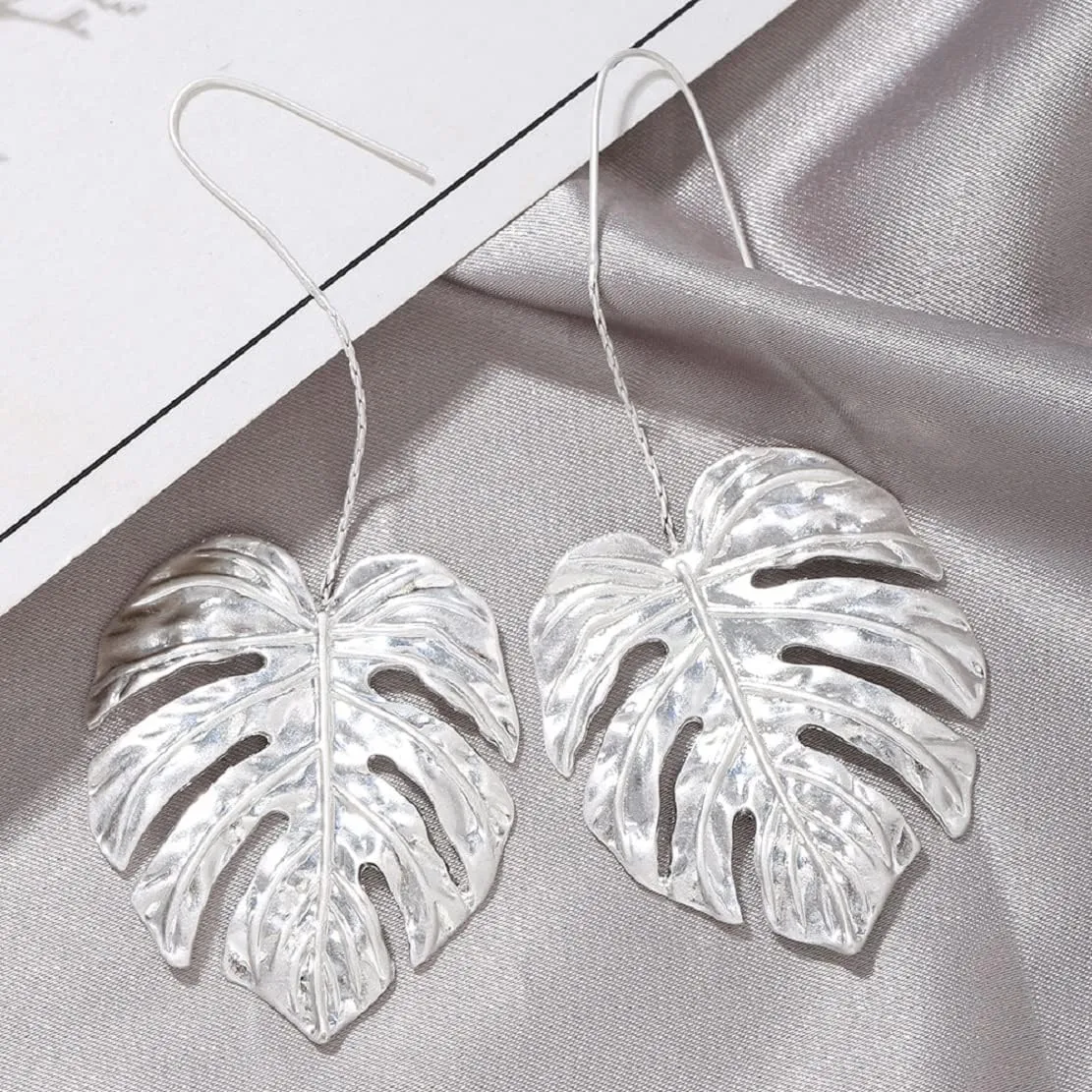 Palm Leaf Earrings for Women, Monstera Leaf Earrings, Cute Leaf Plant Dangle Earrings Hypoallergenic, Tropical Palm Tree Leaf Statement Drop Earrings, Bohemian Leaf Beach Earrings Studs