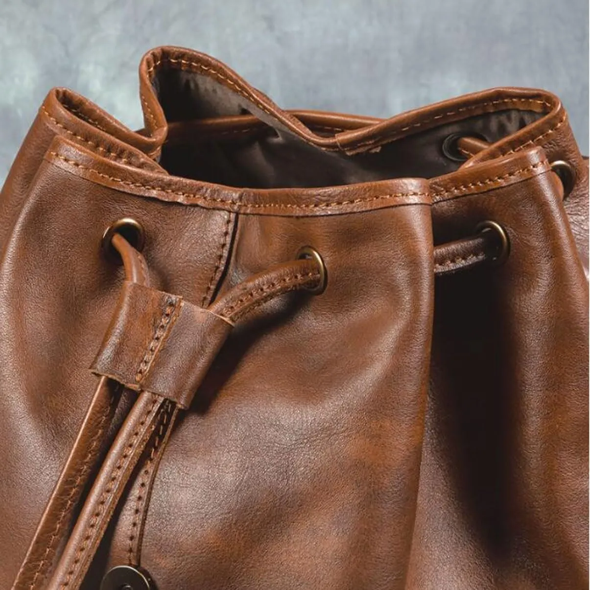 Retro Luggage Travel Bags Backpacks Genuine Leather Laptop Bags Computers Bags Mens Casual Daypack Briefcases(Brown-1)