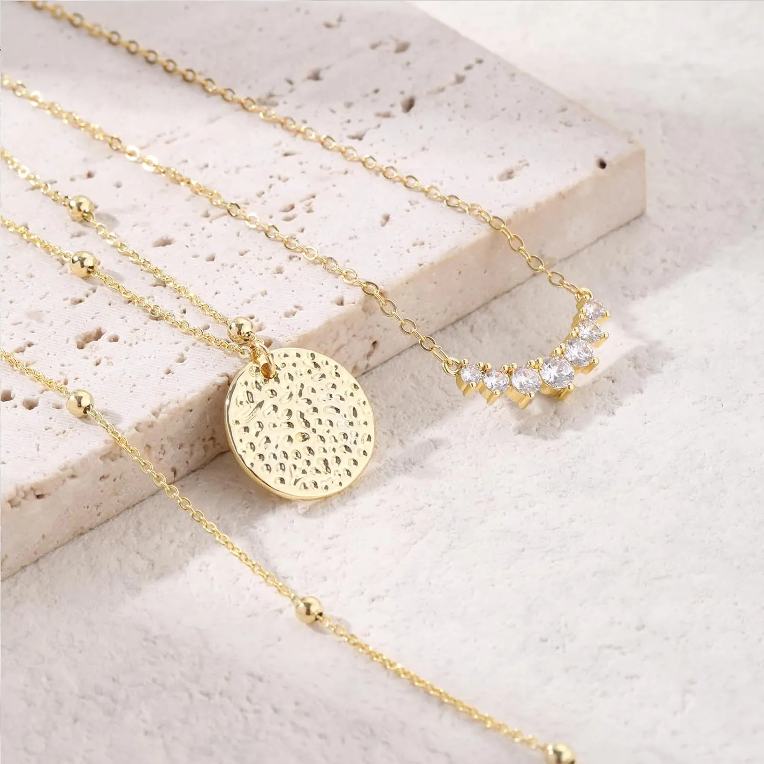 VIROMY Gold Necklace for Women 14k Gold Chain Necklaces Dainty Layered Necklaces Simple Stackable Pendant Necklaces Herringbone Cuban Paperclip Chain Gold Choker Necklaces Gold Jewelry for Women