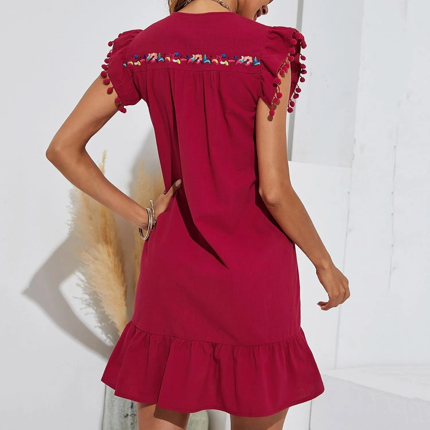 Women's 2024 Summer Mini Dress Casual V Neck Floral Embroidered Ruffle Sleeveless Shift Dress Flowy Boho Dress
